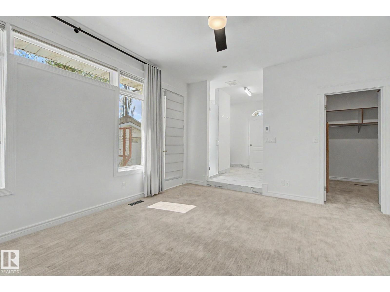 485 REGENCY DR - 32