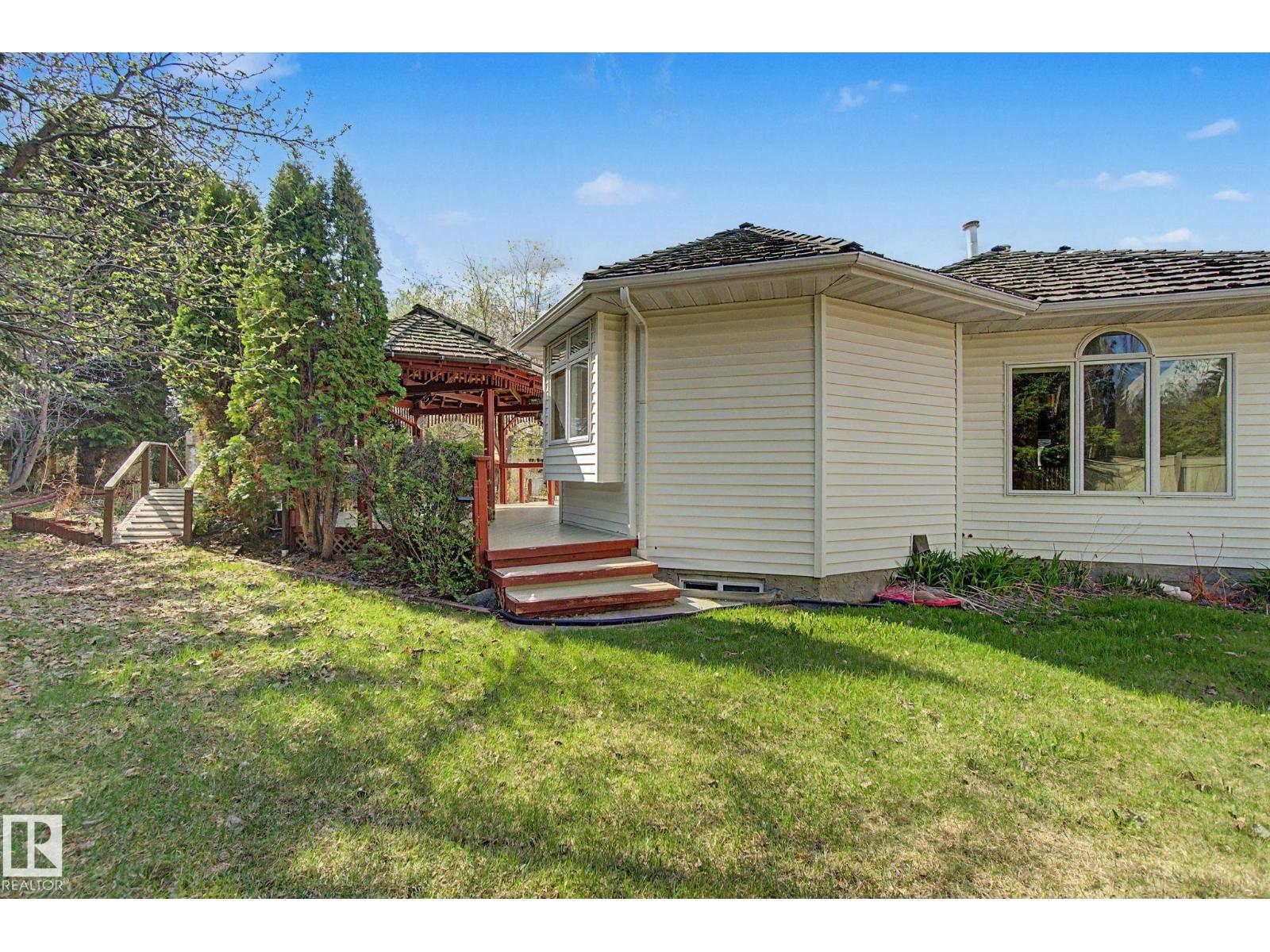 485 REGENCY DR - 68