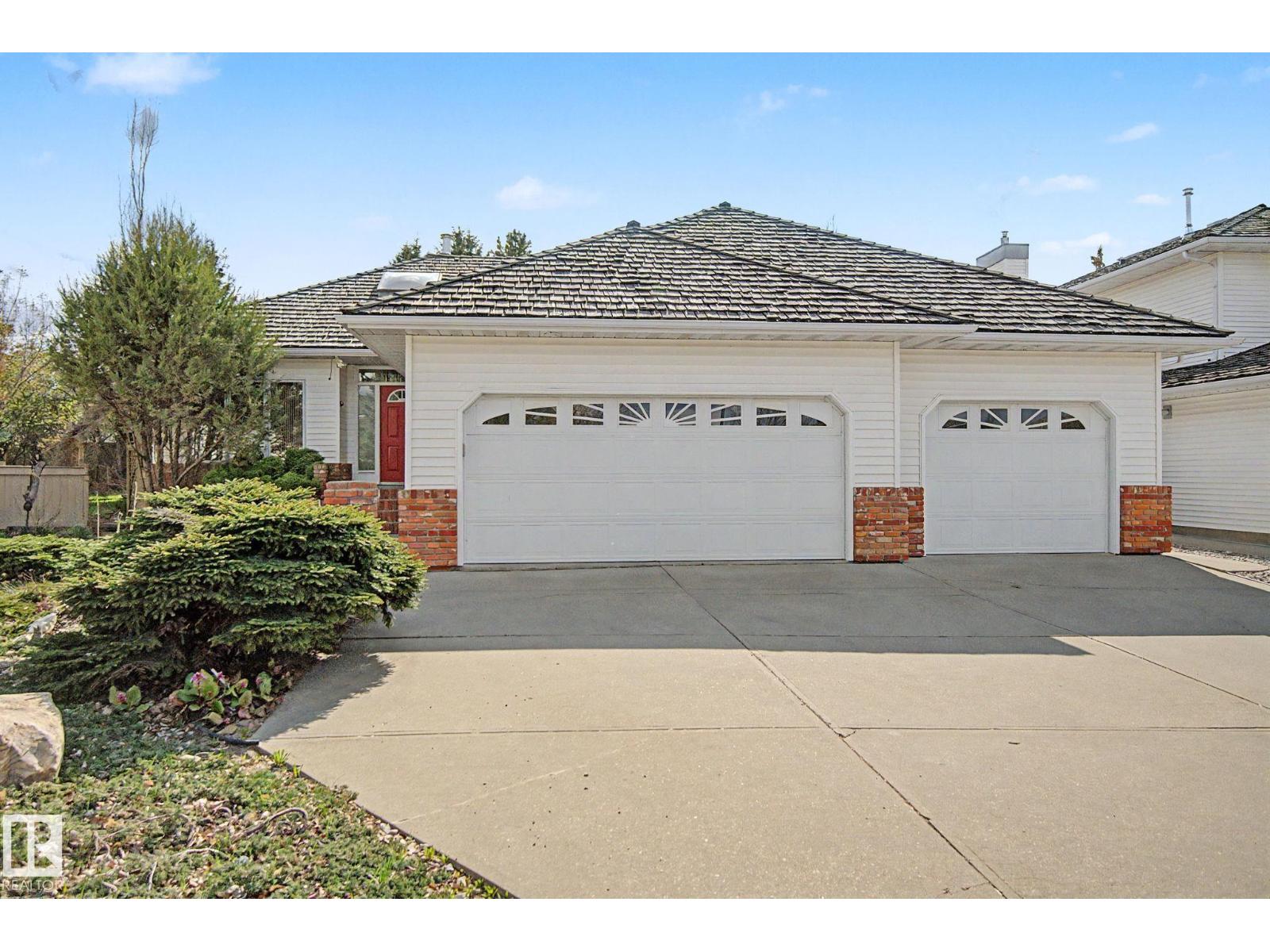 485 REGENCY DR - 1