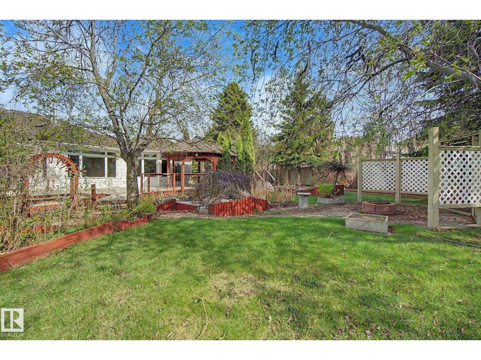485 REGENCY DR - 67
