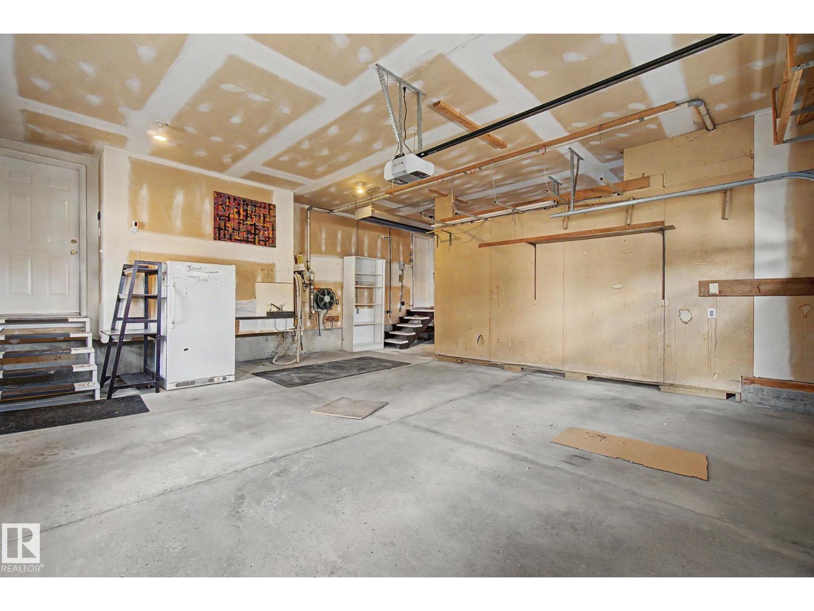 485 REGENCY DR - 63
