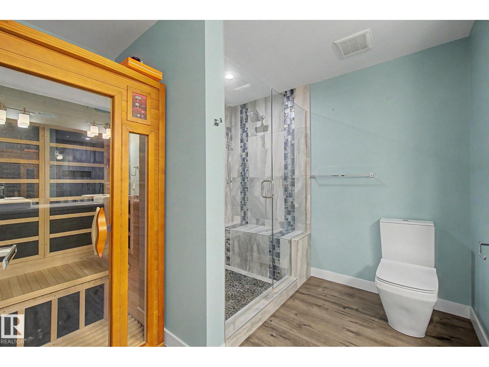 485 REGENCY DR - 47