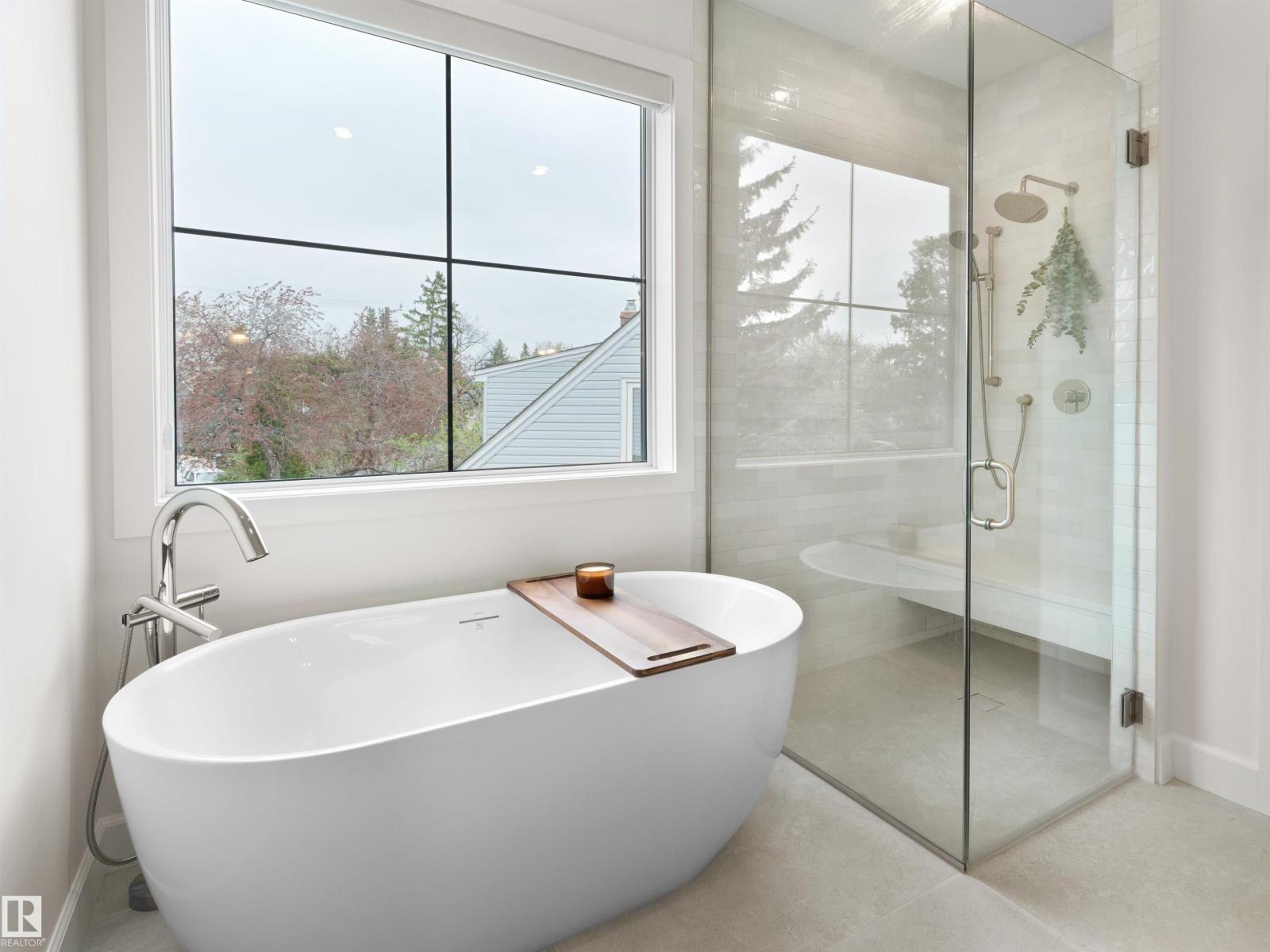11234 73 AV NW - 18