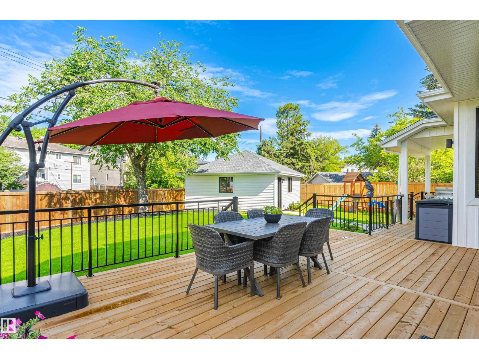 11234 73 AV NW - 35