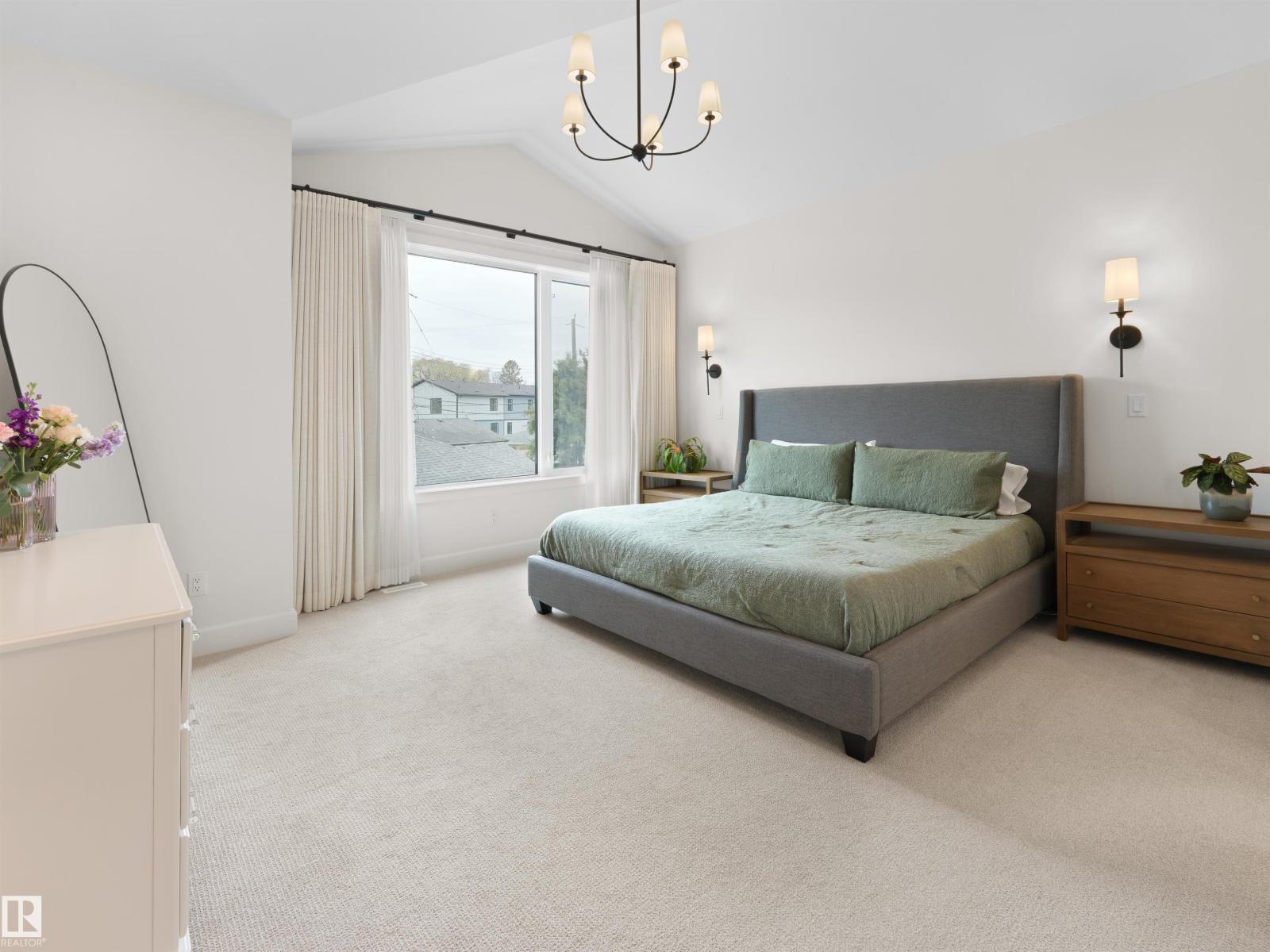 11234 73 AV NW - 16