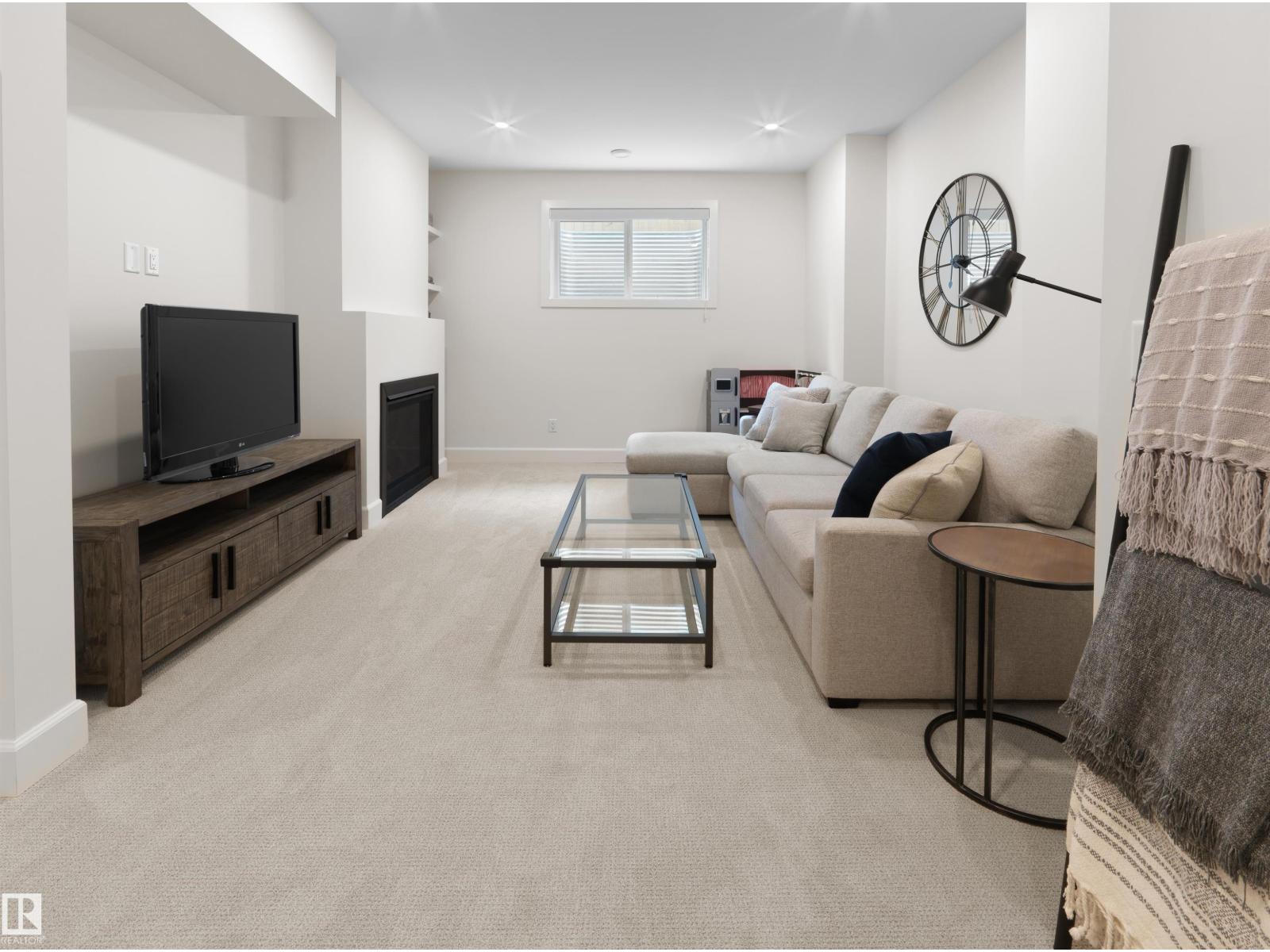 11234 73 AV NW - 28
