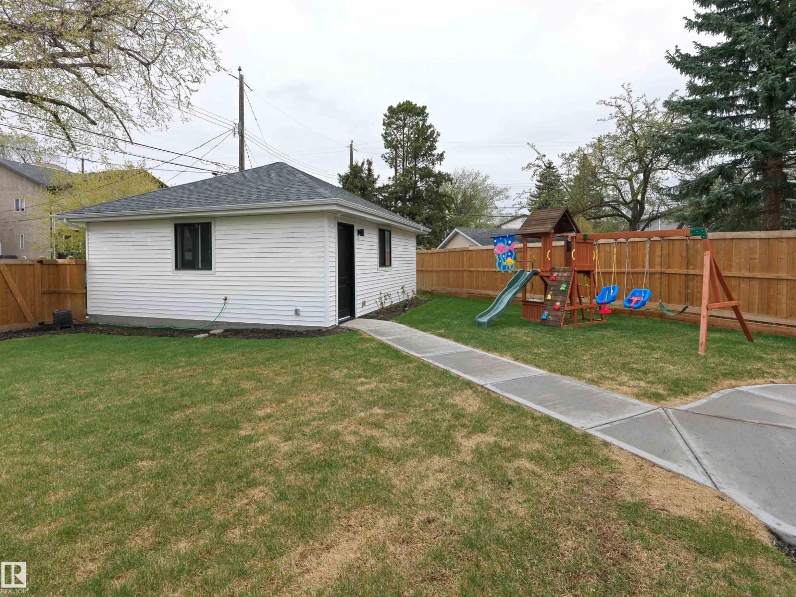 11234 73 AV NW - 44