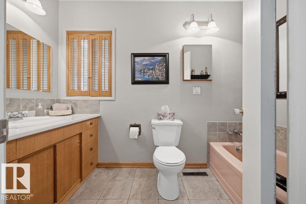 13515 129 ST NW - 23