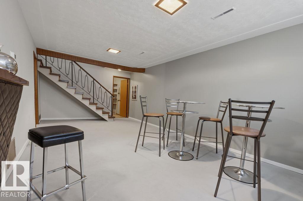 13515 129 ST NW - 33