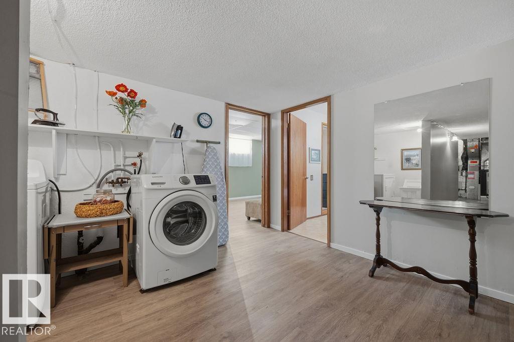 13515 129 ST NW - 39