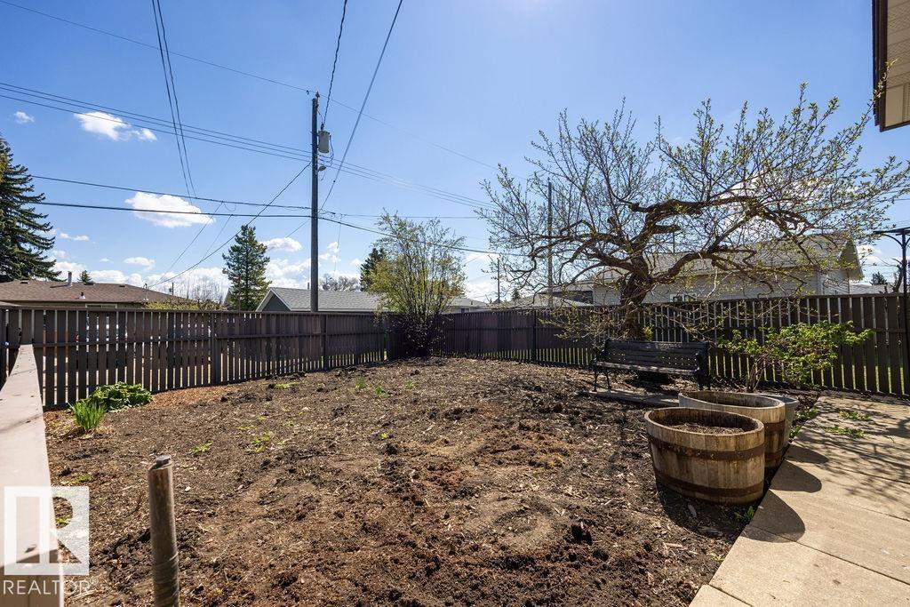 13515 129 ST NW - 50