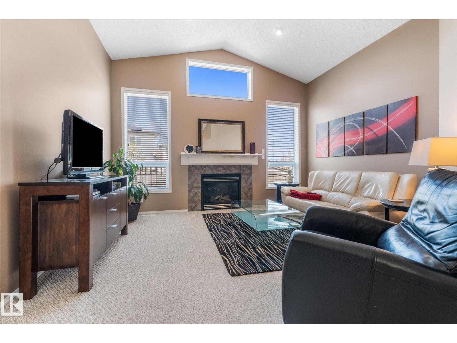 208 FORREST DR — photo 16
