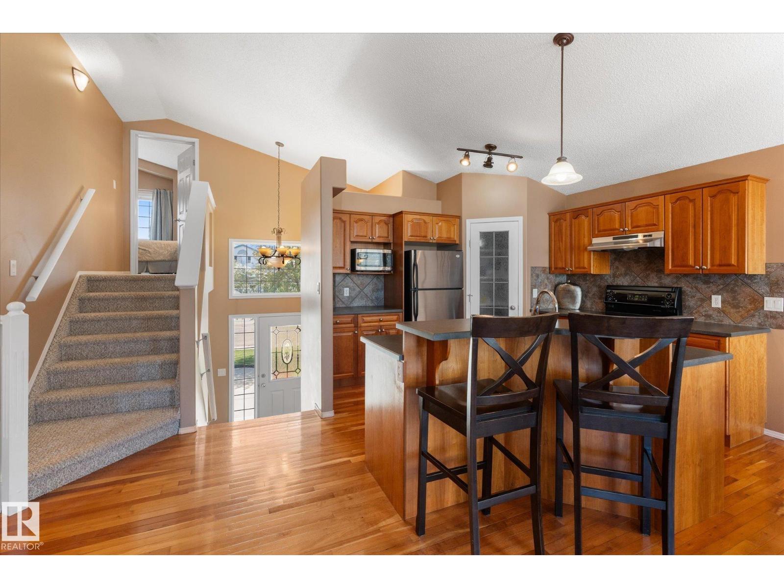 208 FORREST DR — photo 7
