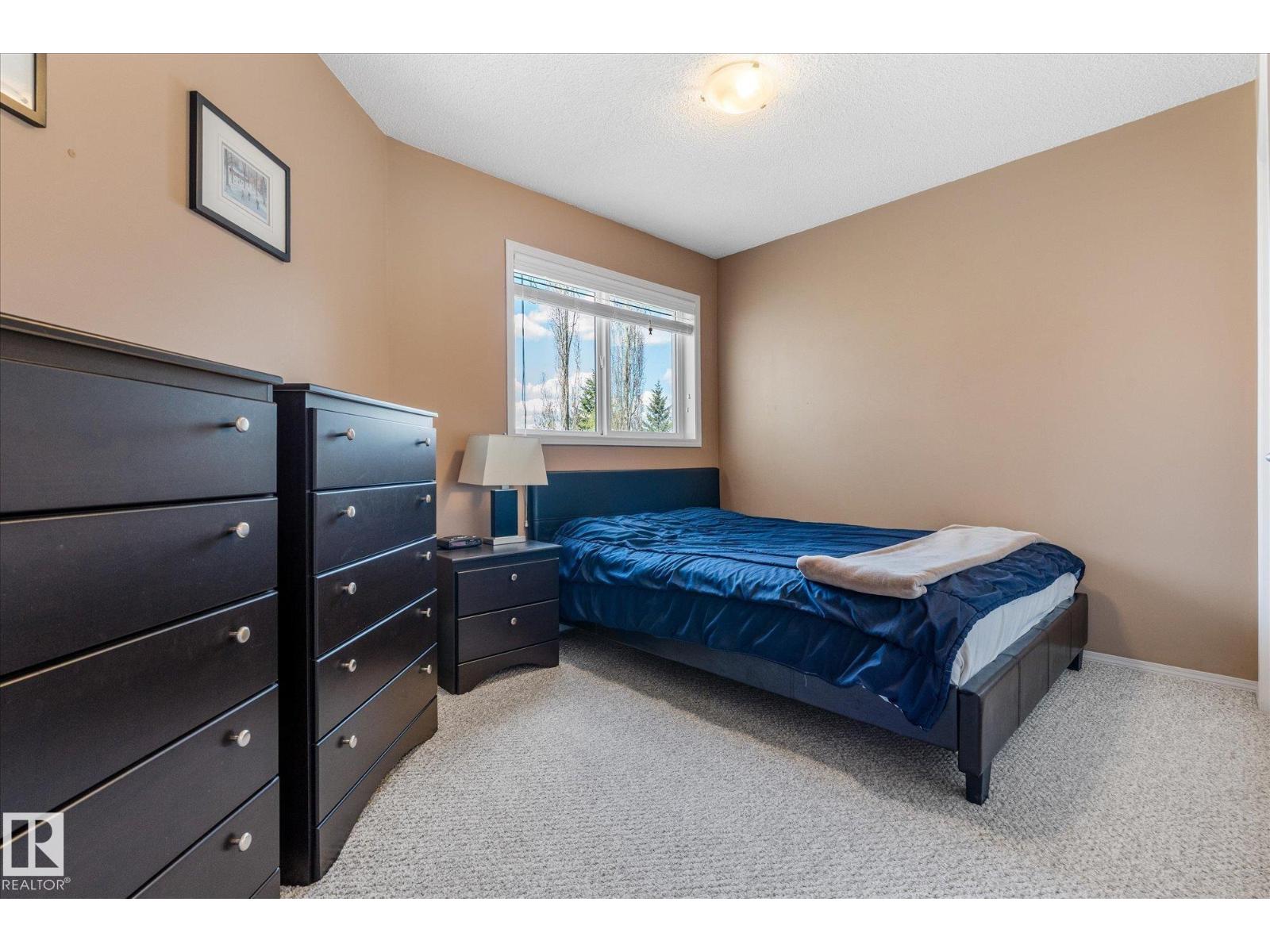 208 FORREST DR — photo 24