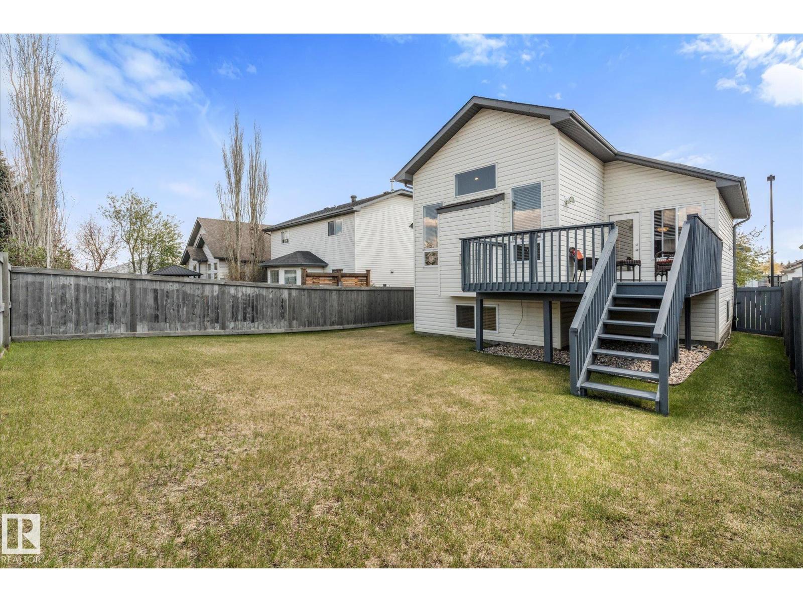 208 FORREST DR — photo 43