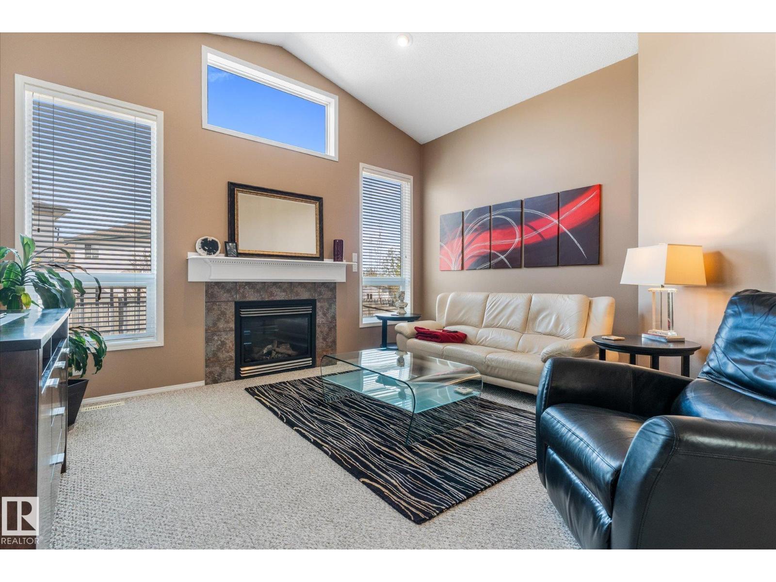 208 FORREST DR — photo 15