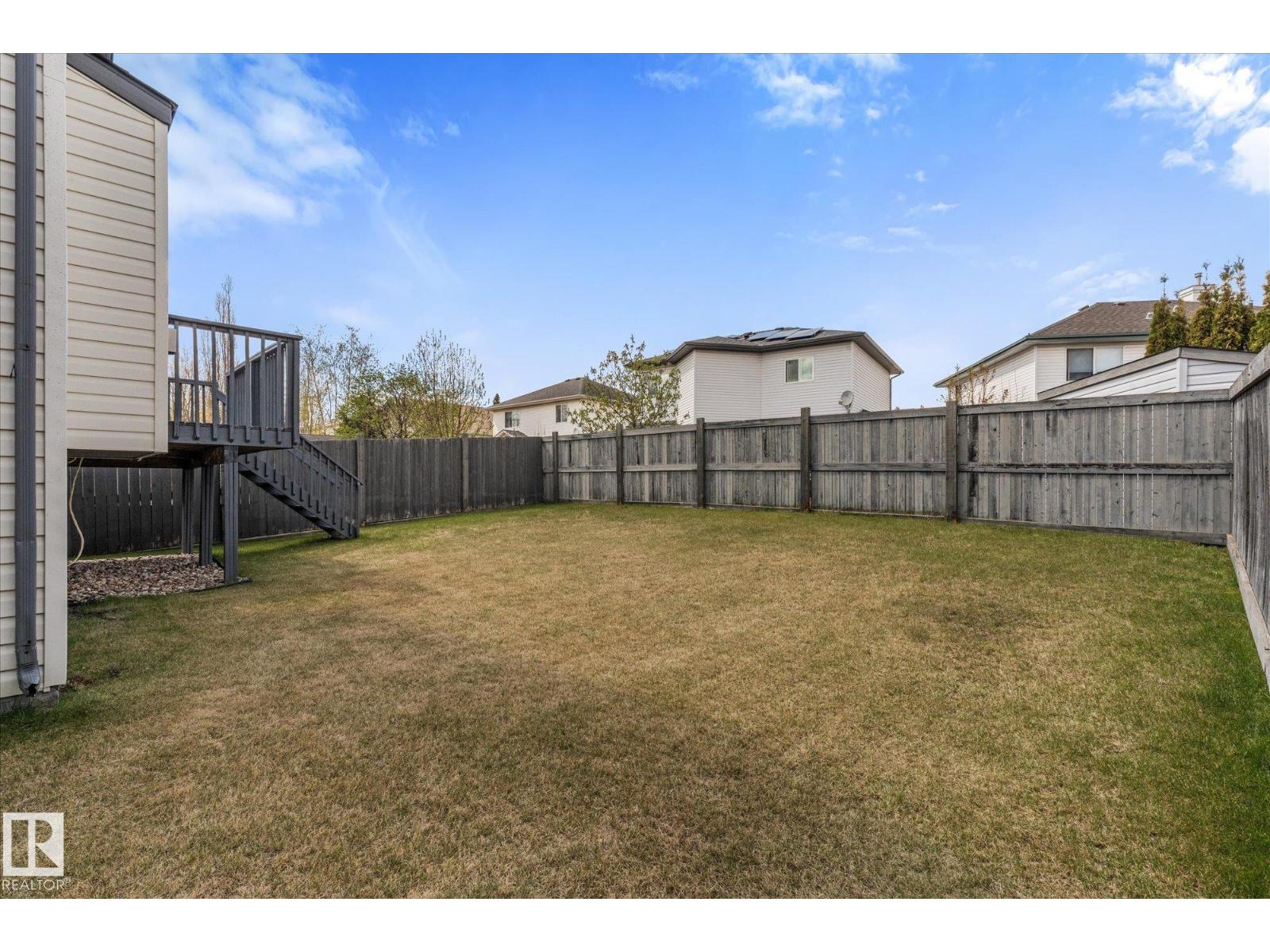 208 FORREST DR — photo 45