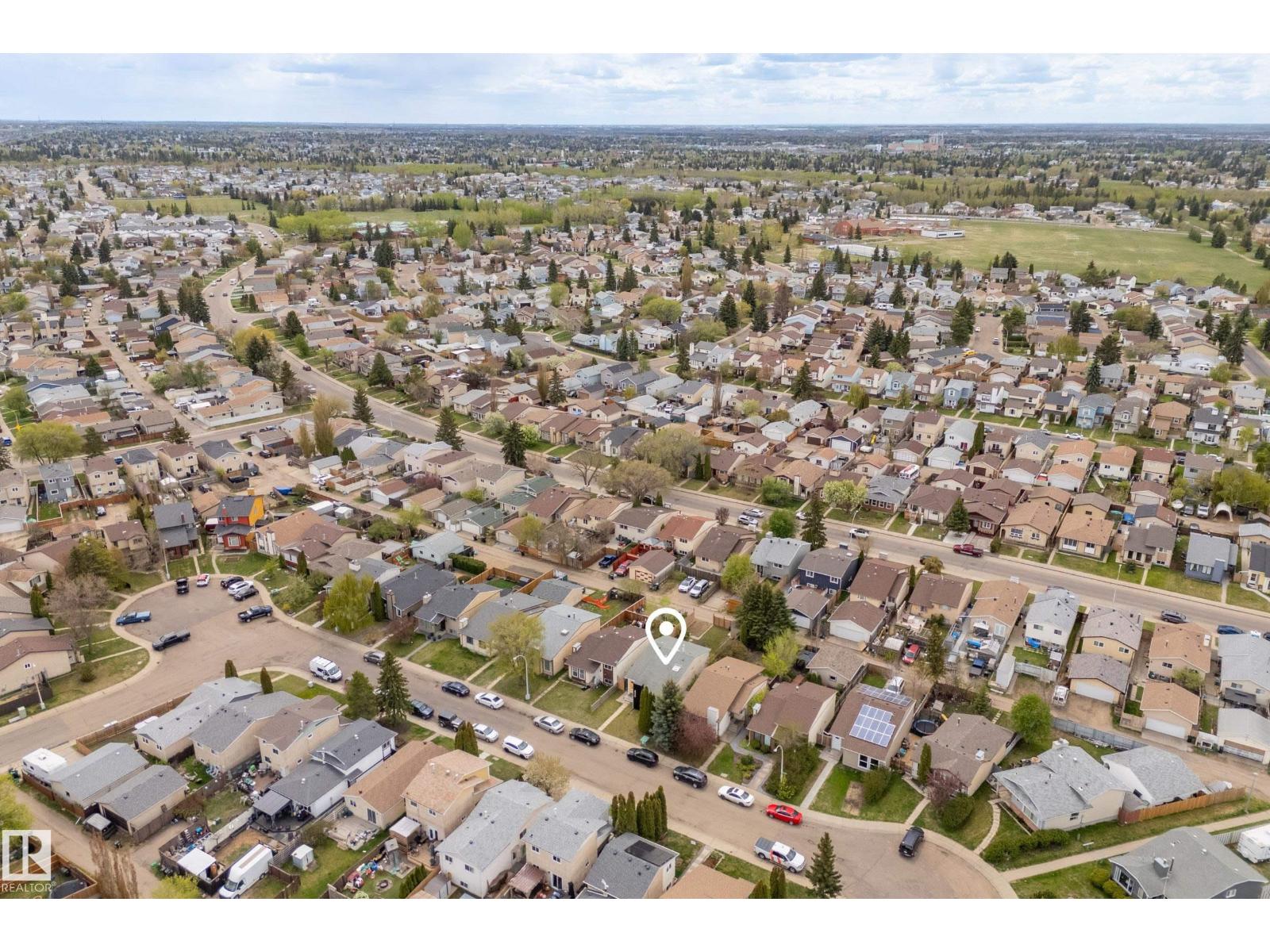 4326 37 ST NW - 36