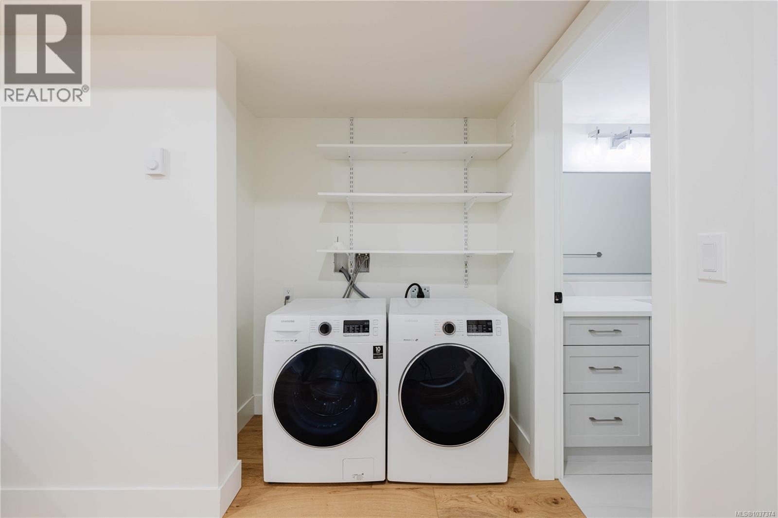 63 Boyd St - 48