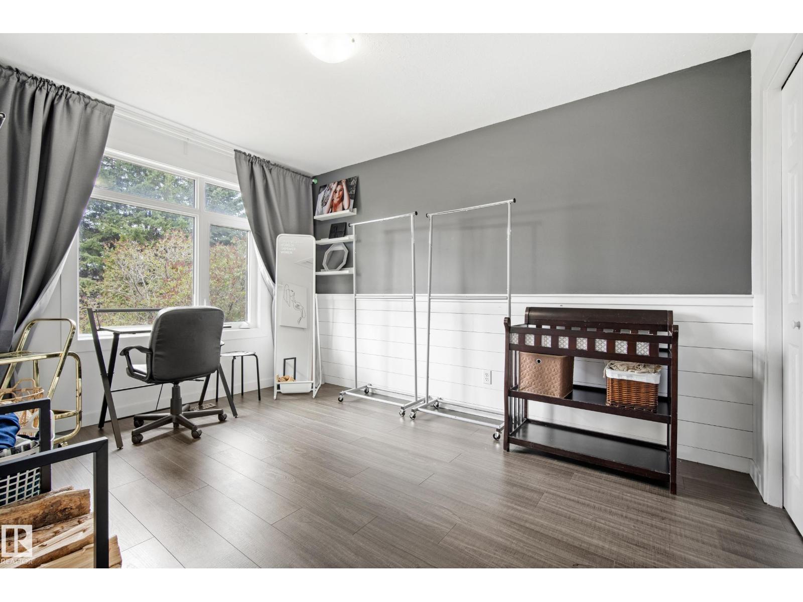 4326 37 ST NW - 21