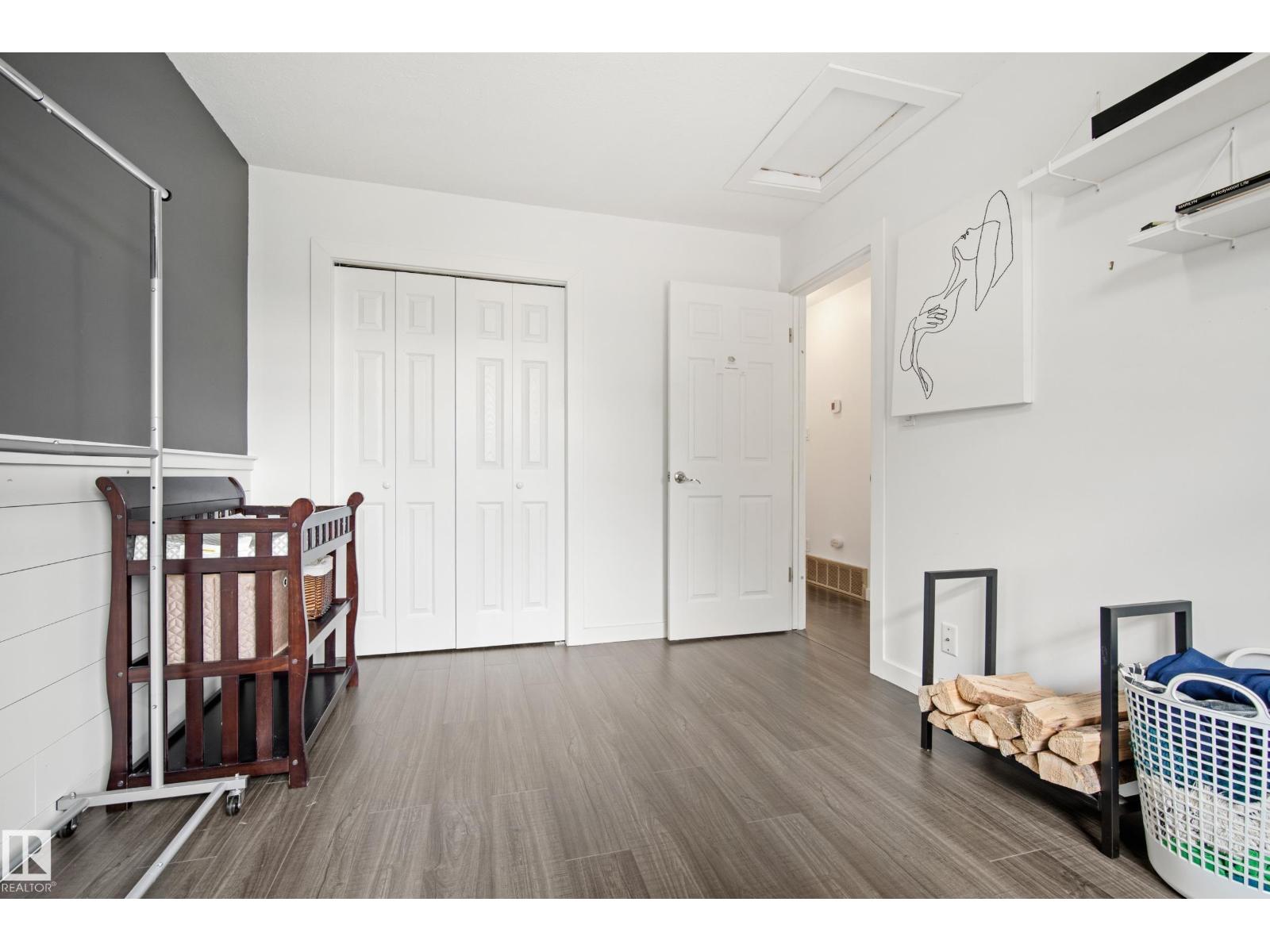 4326 37 ST NW - 22