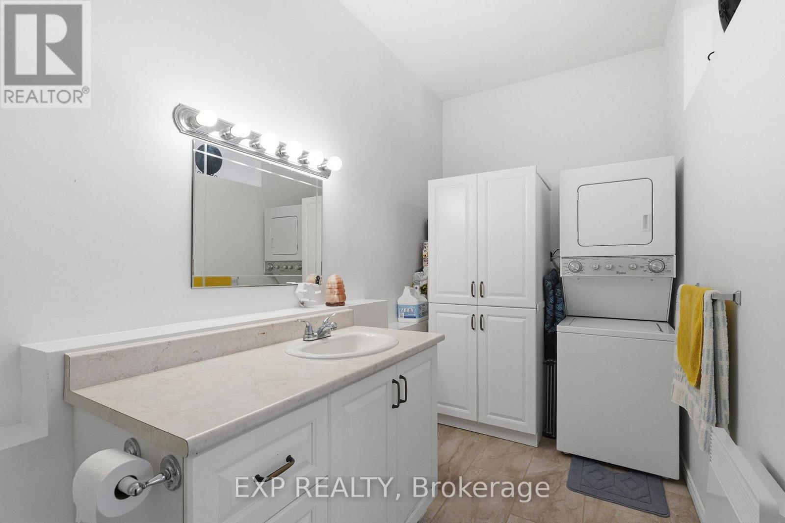 1105 VINETTE ROAD - 37