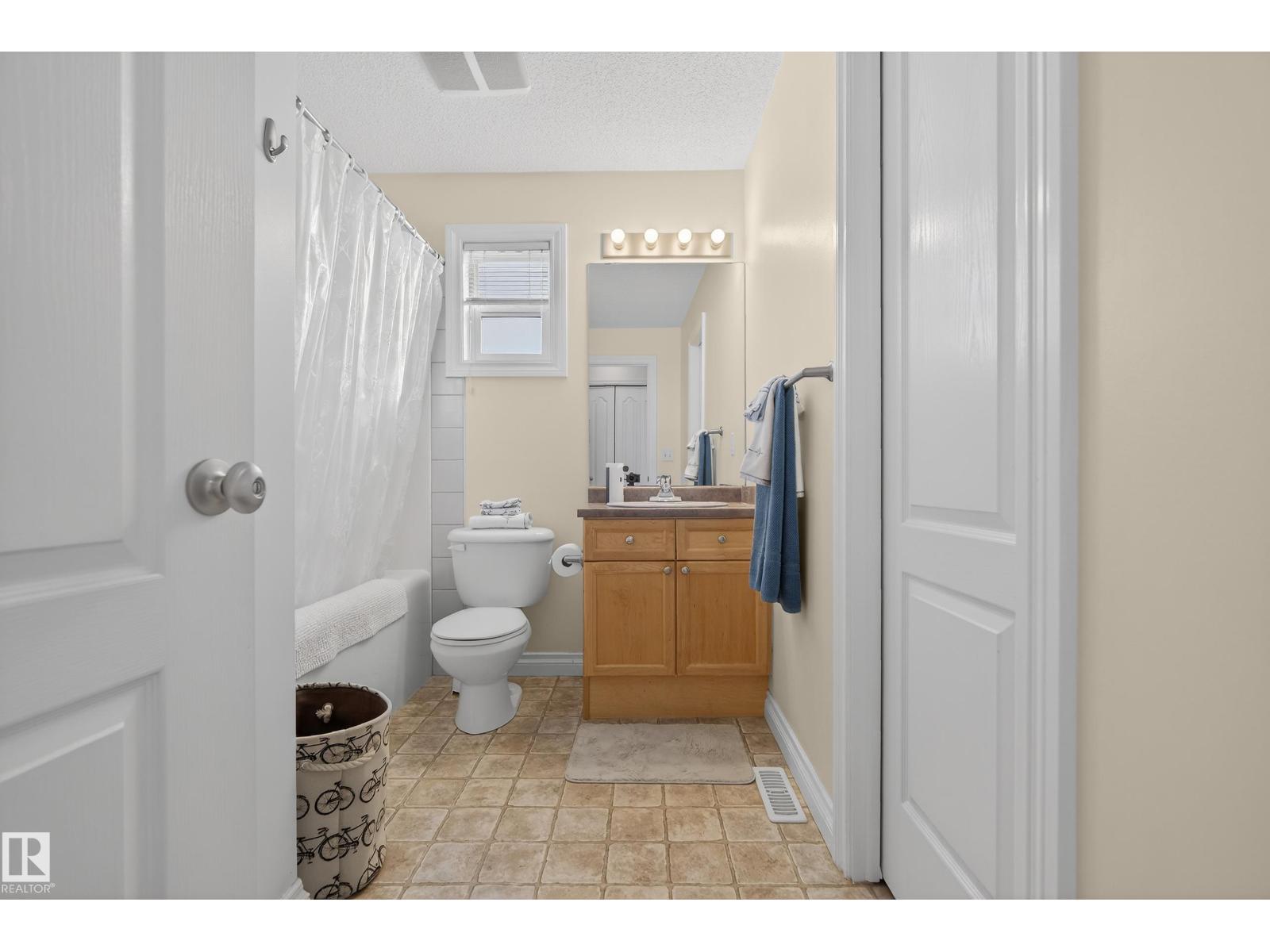#88 12050 17 AV SW - 19