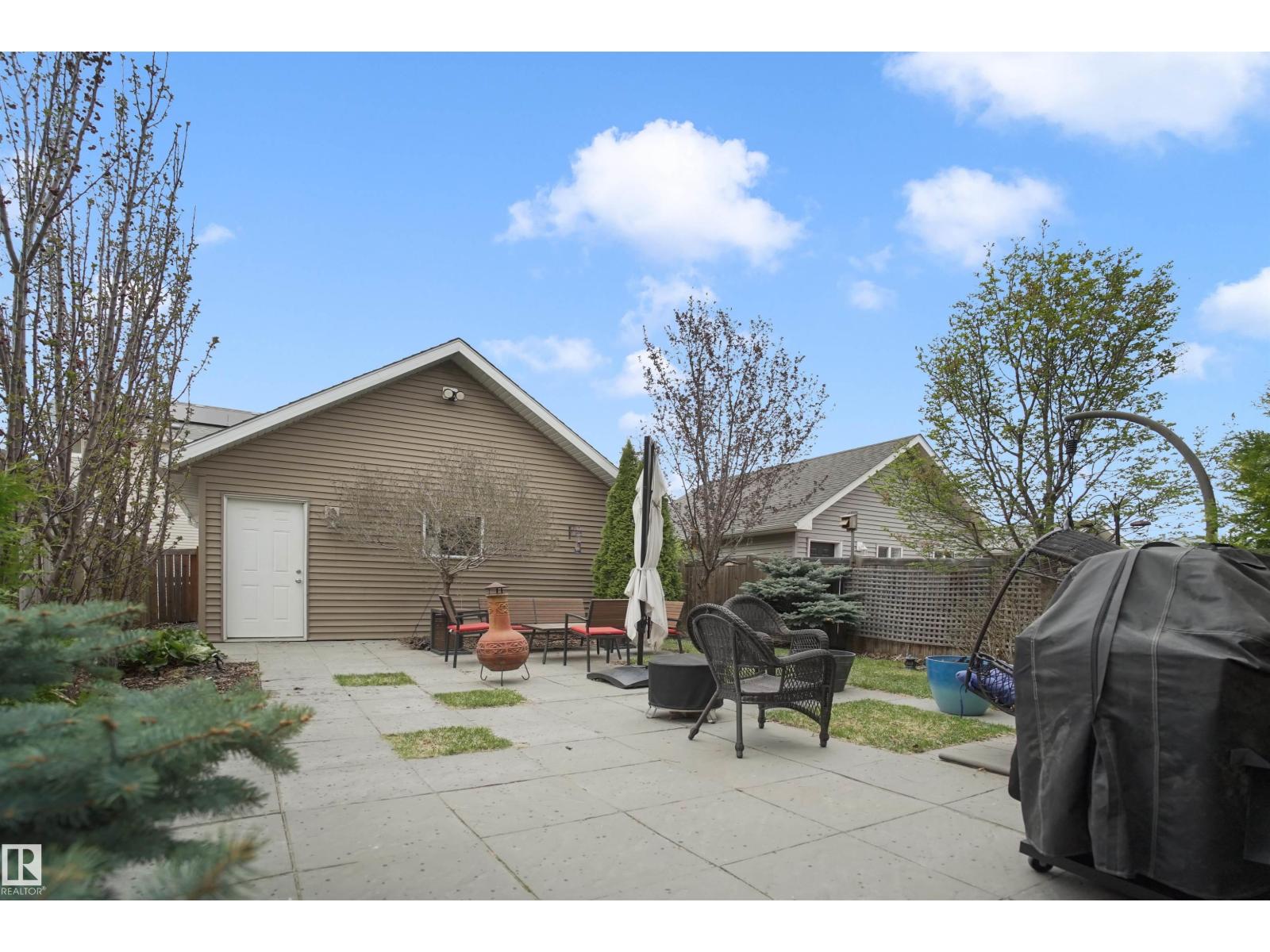 2028 74 ST SW - 49