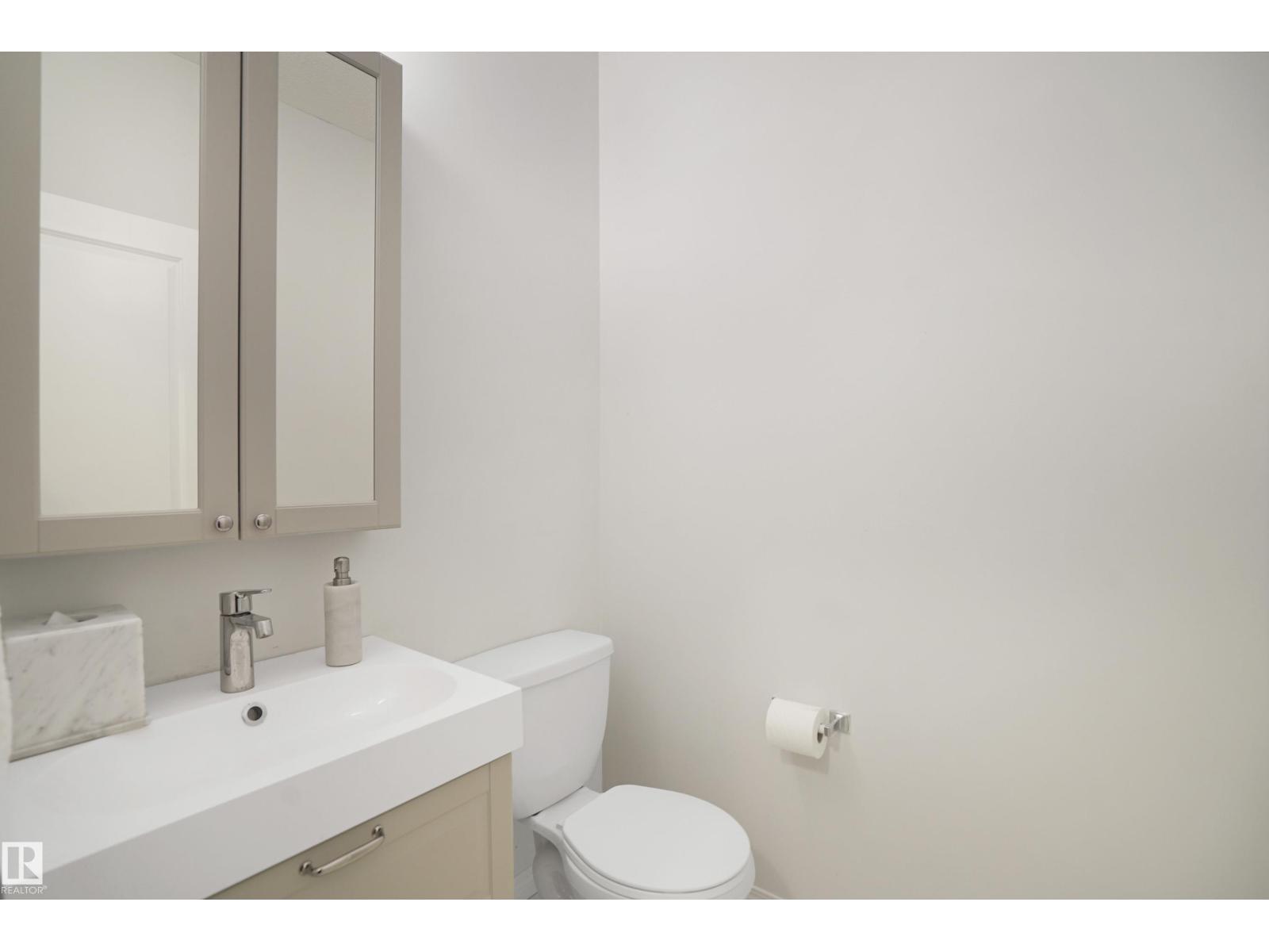 2028 74 ST SW - 16