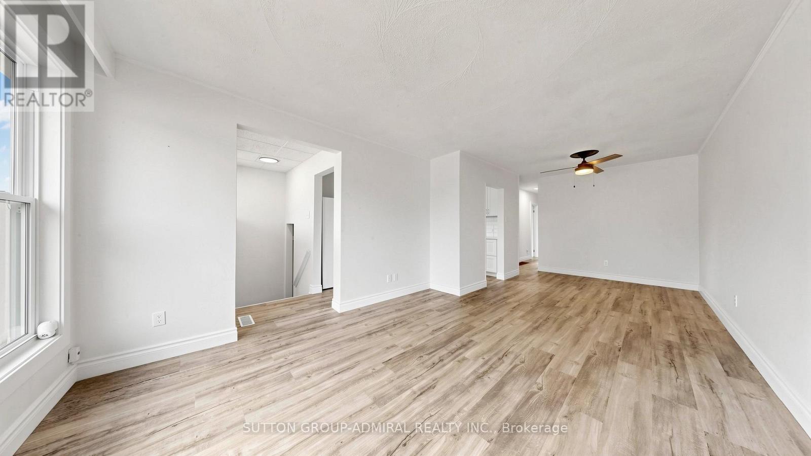 86 NEWBURY DRIVE - 4