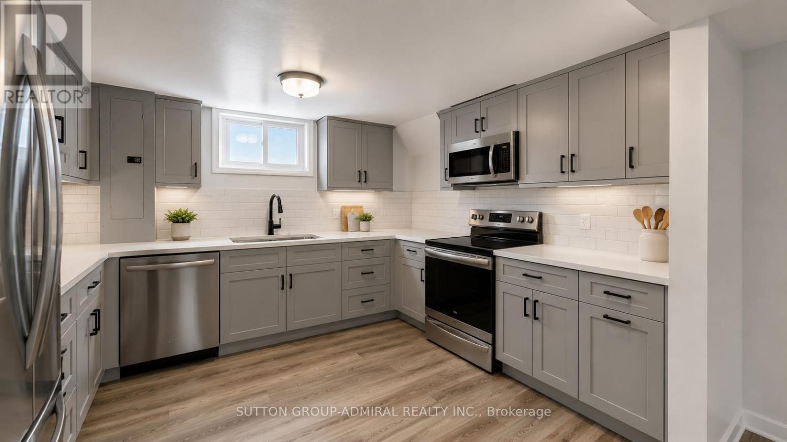 86 NEWBURY DRIVE - 41
