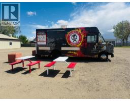 107 Centre Street, Enchant, AB T0K0V0 Photo 9