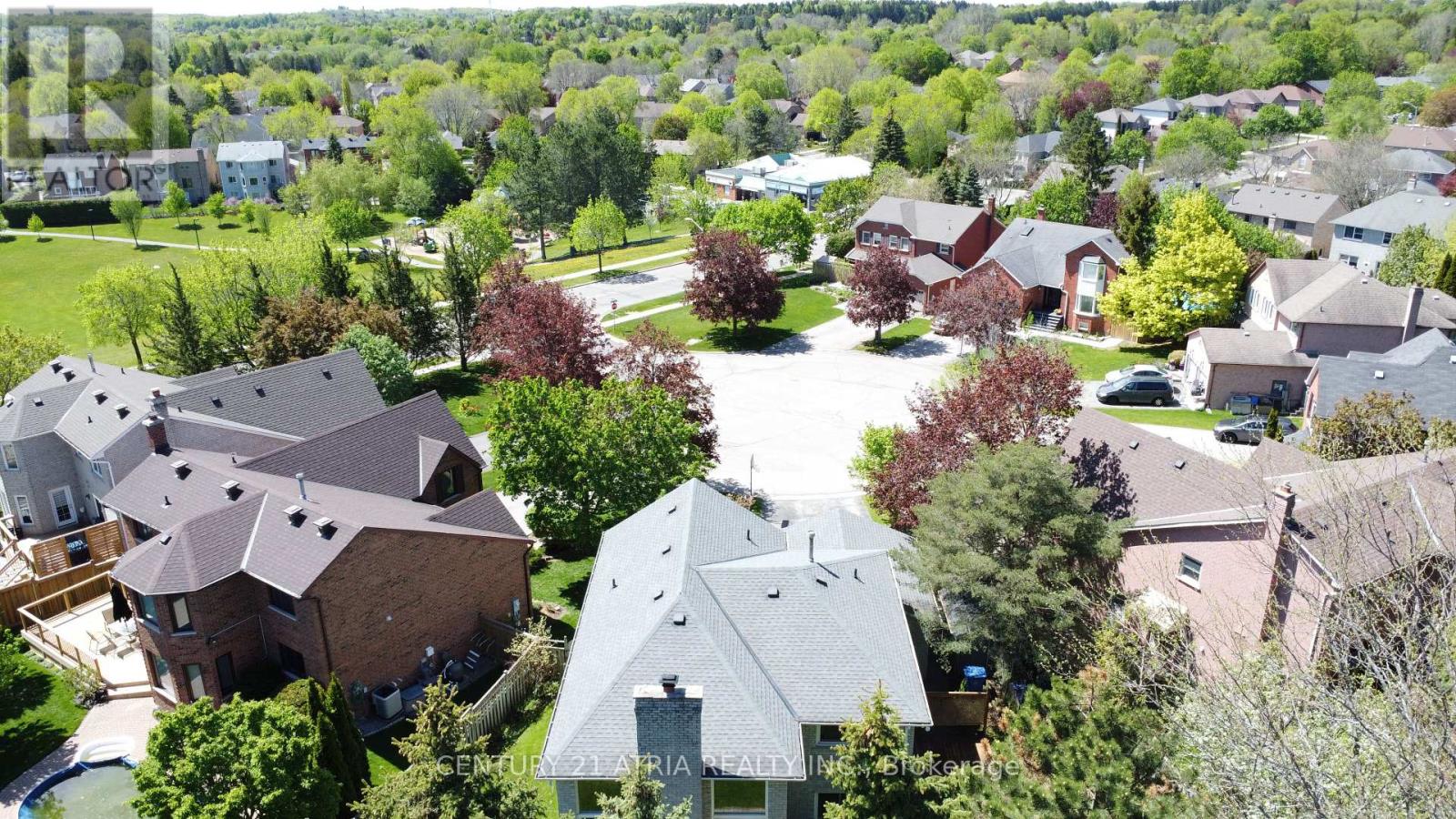 10 LAURWOOD COURT - 34