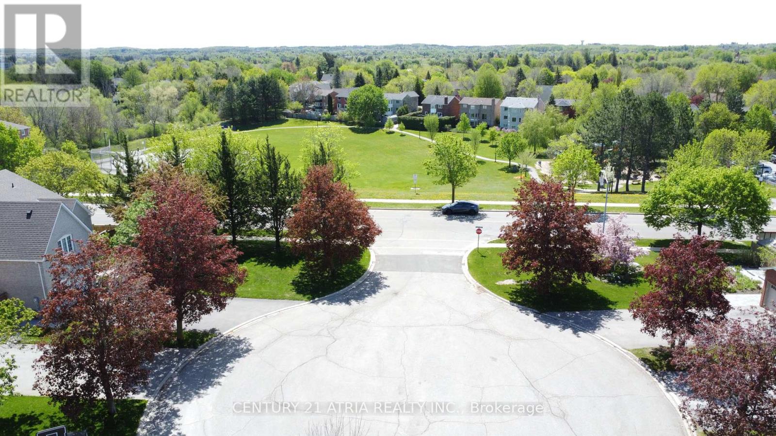 10 LAURWOOD COURT - 35