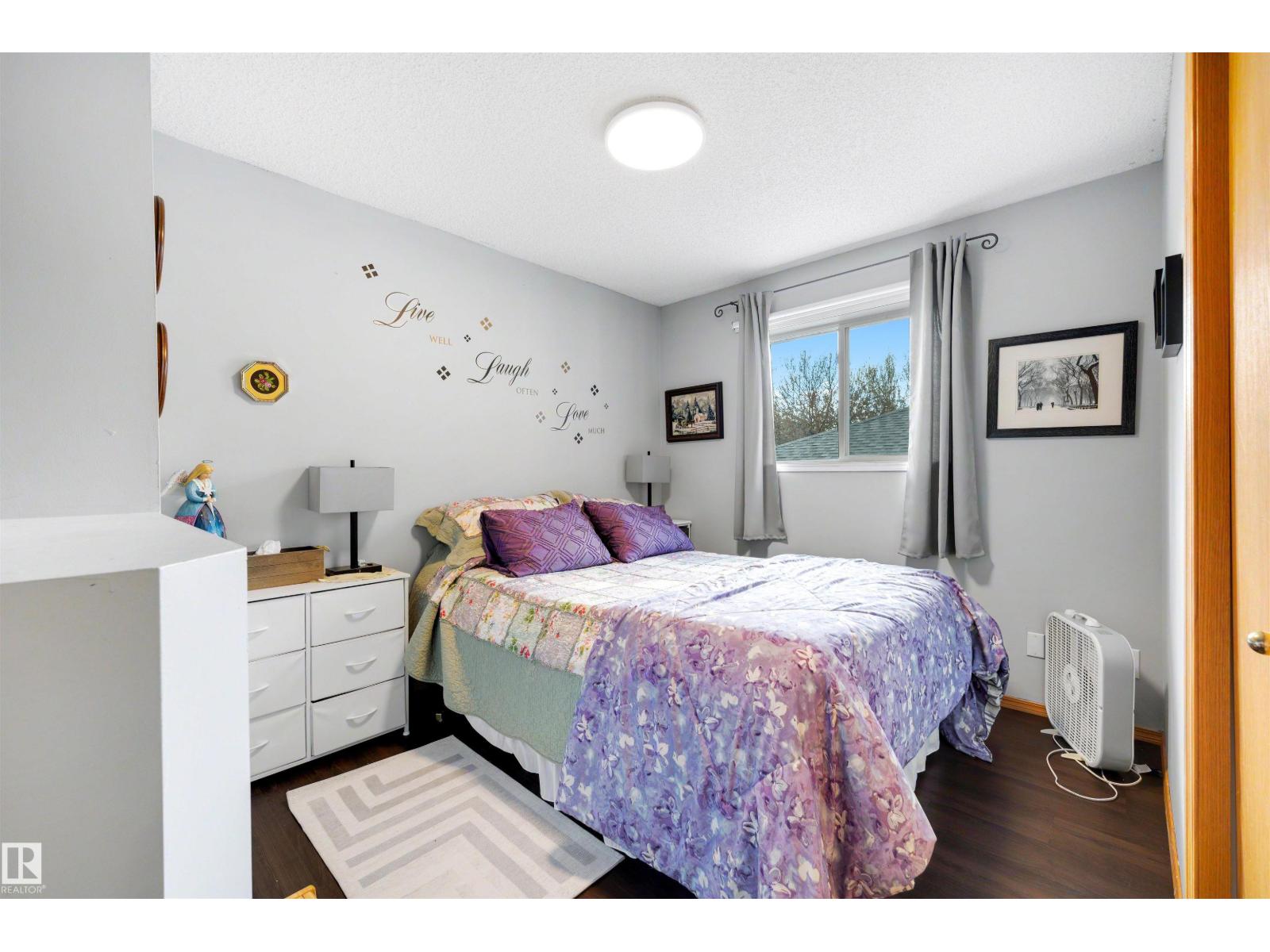 486 RAINBOW CR — photo 20