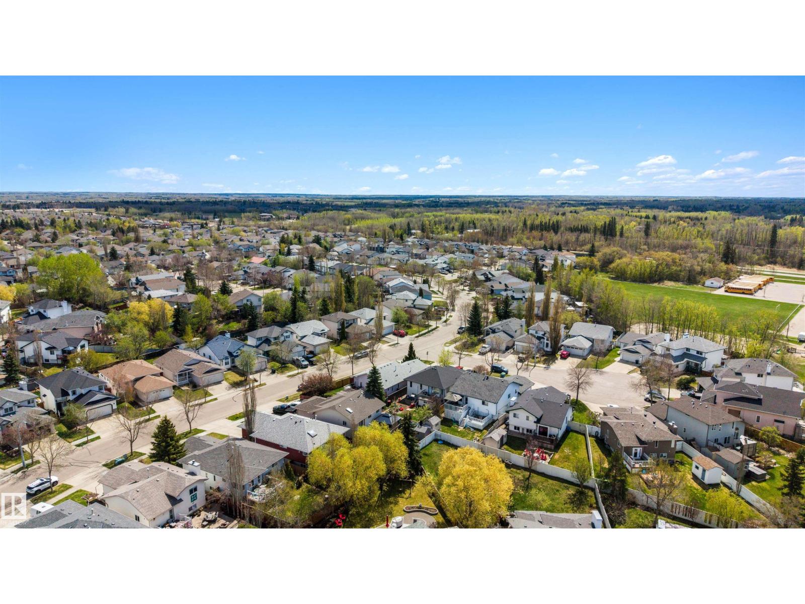 486 RAINBOW CR — photo 18