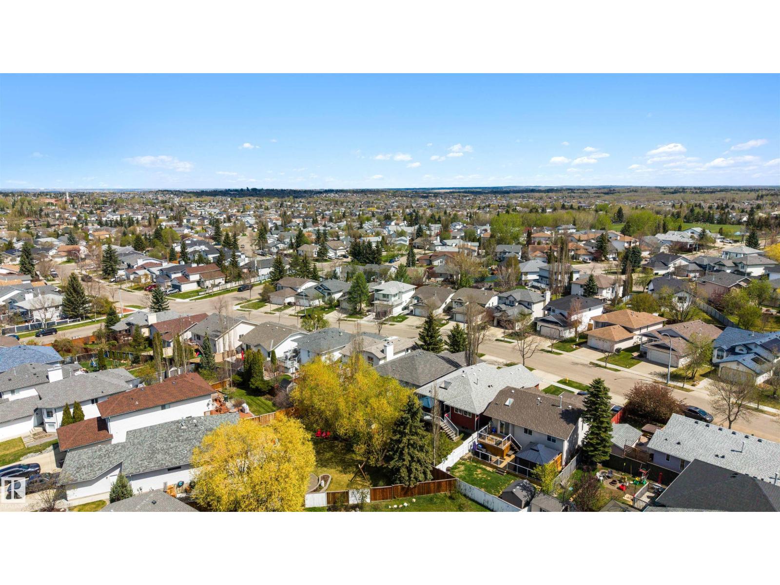 486 RAINBOW CR — photo 17