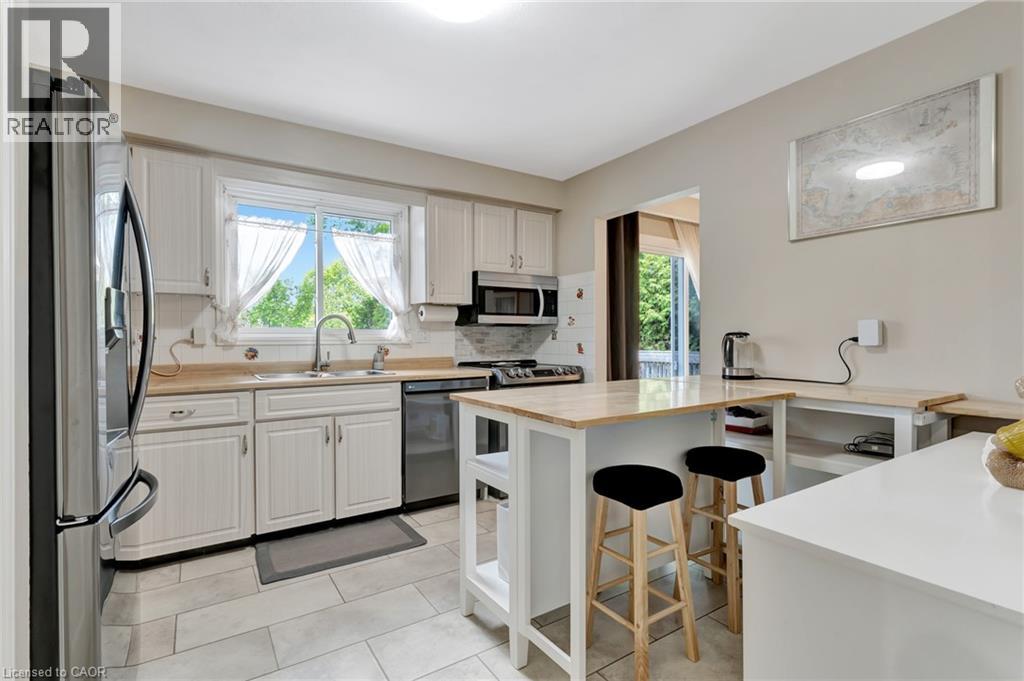 224 ERINDALE Crescent - 17