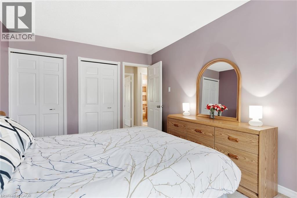 224 ERINDALE Crescent - 19