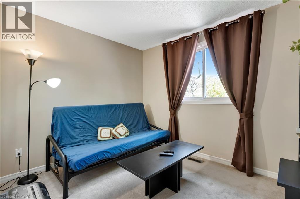 224 ERINDALE Crescent - 21