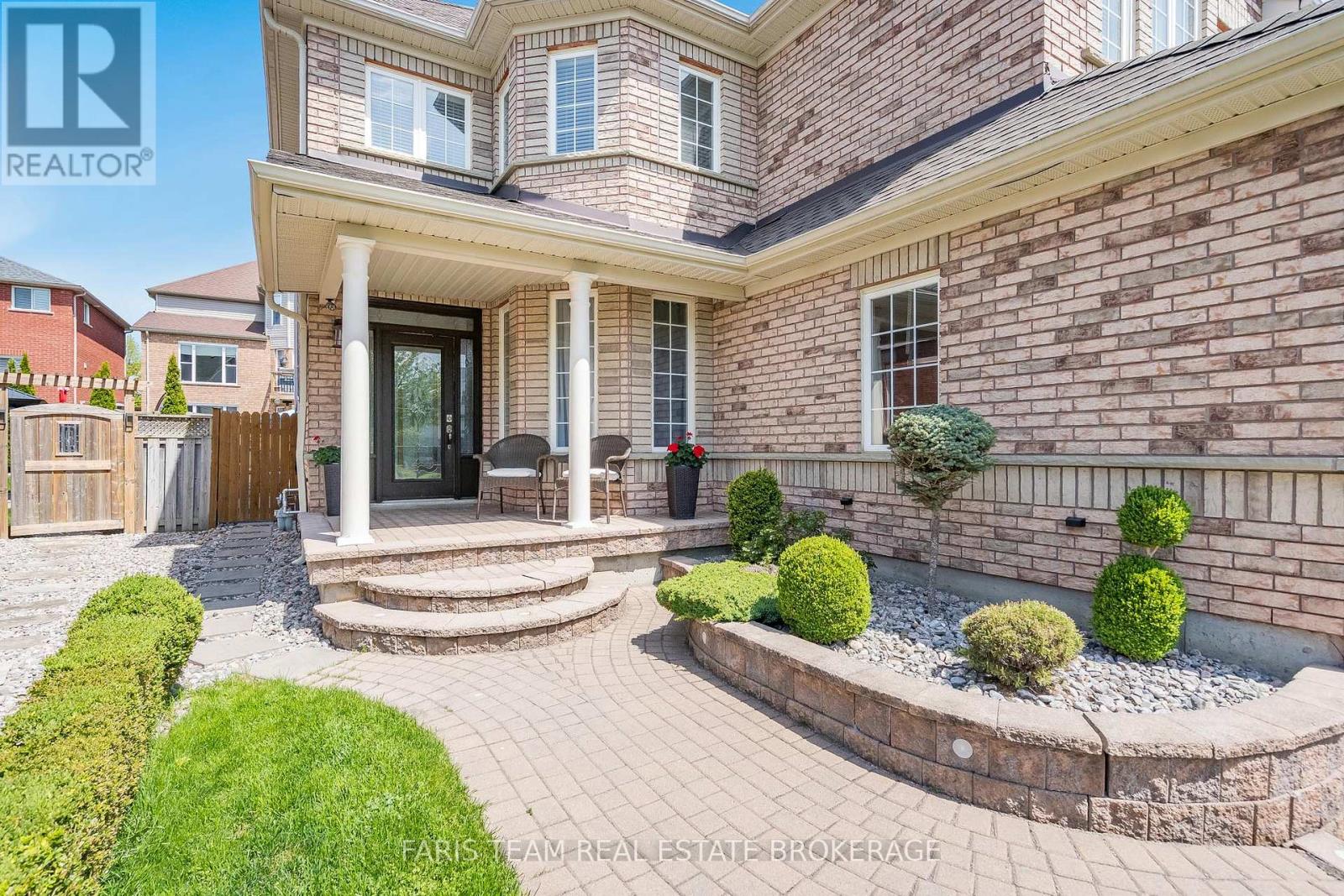 12 KENSINGTON TRAIL - 4