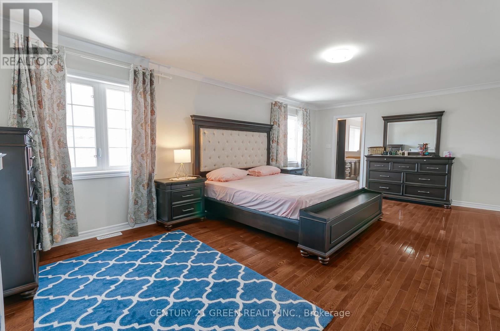 83 DIANA WAY - 28
