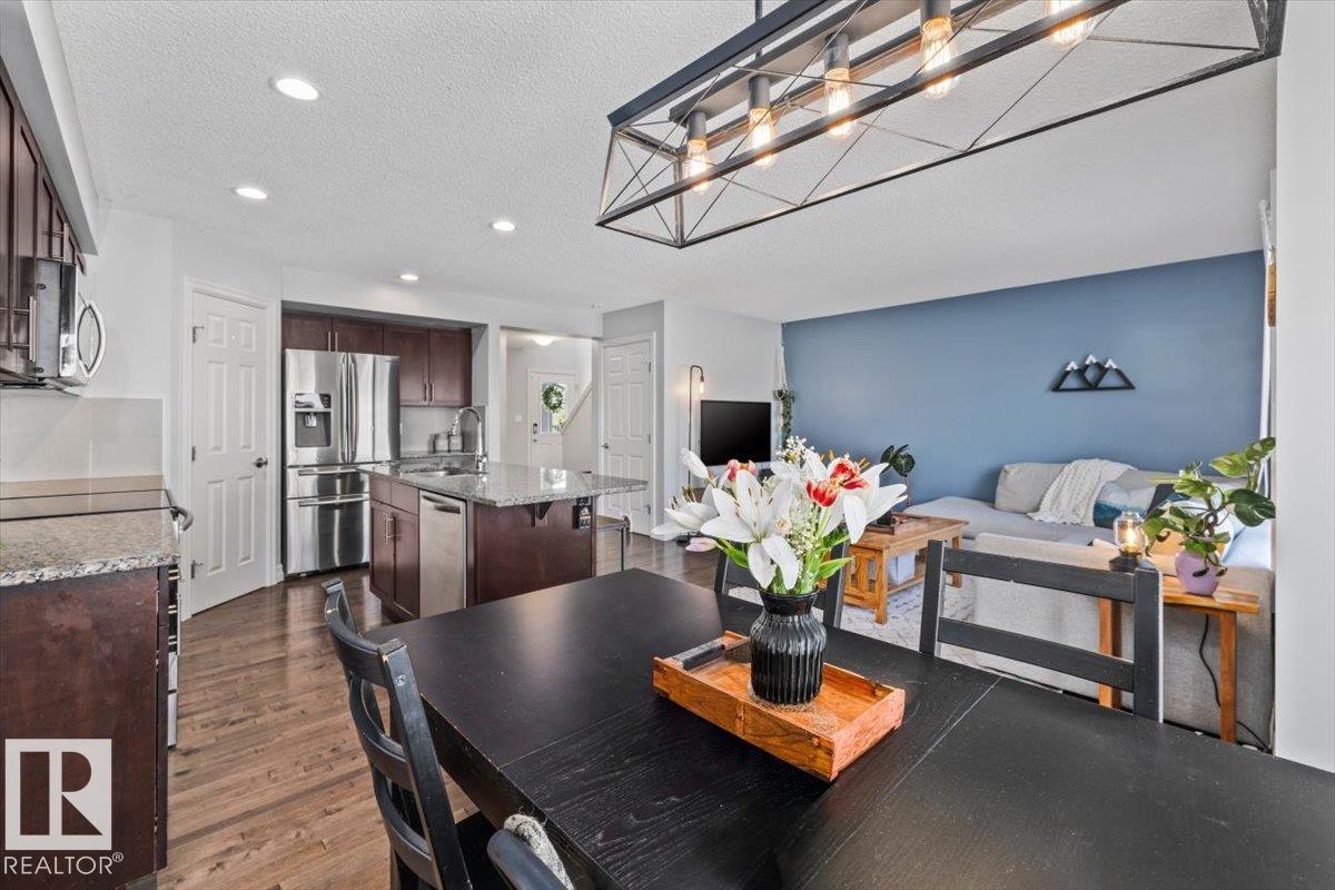 10 DICKENS ST — photo 15
