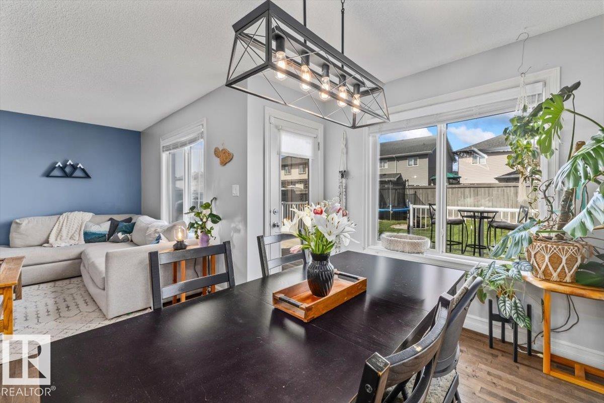 10 DICKENS ST — photo 16