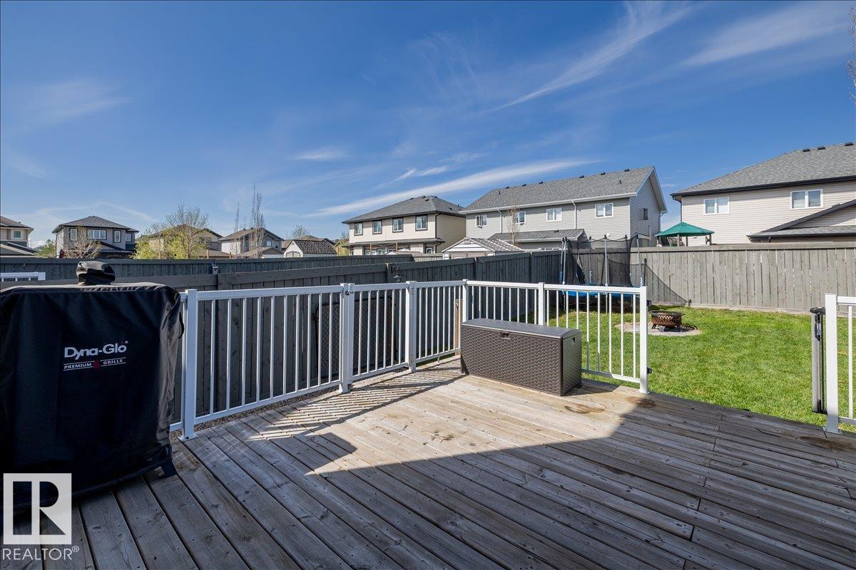 10 DICKENS ST — photo 37