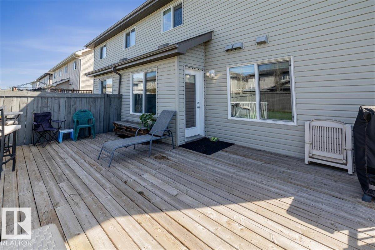 10 DICKENS ST — photo 39