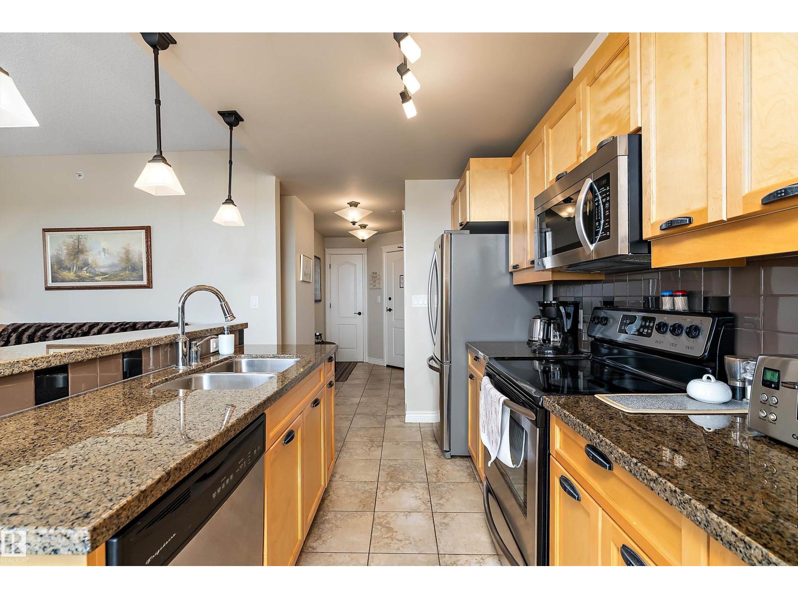 #609 33 FIFTH AV — photo 14