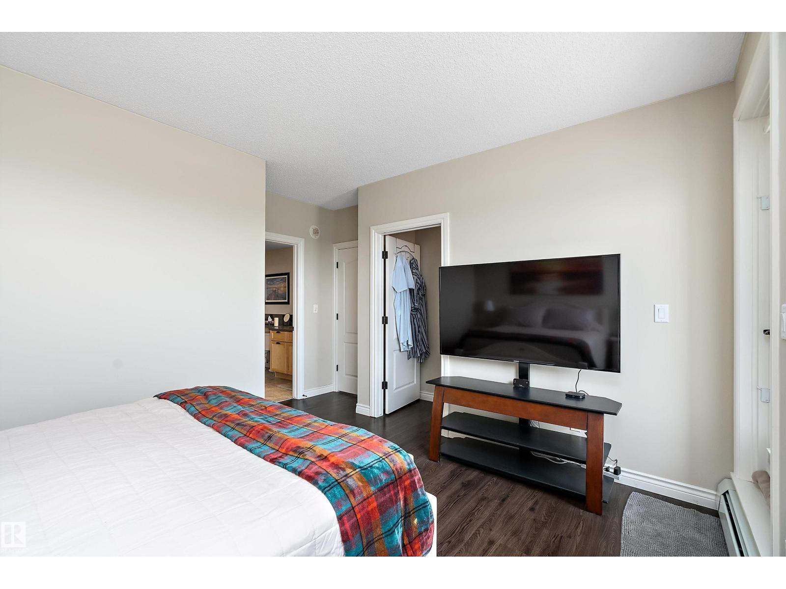 #609 33 FIFTH AV — photo 20
