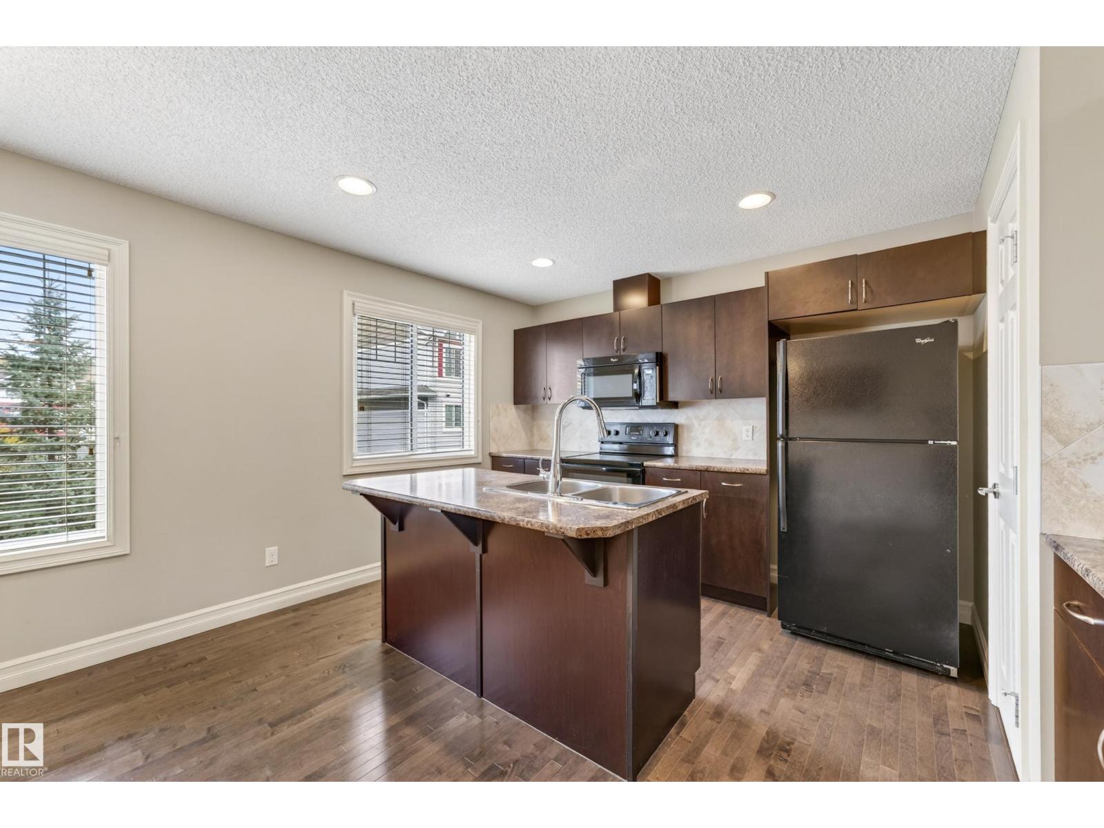 #6 14621 121 ST NW - 9