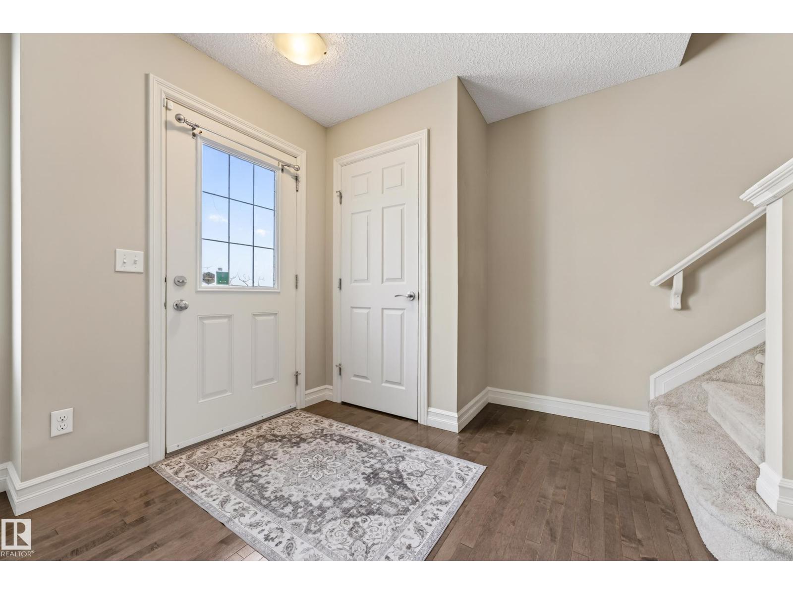 #6 14621 121 ST NW - 2